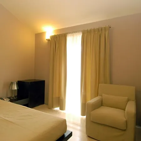 Grand Italia Hotel 4*